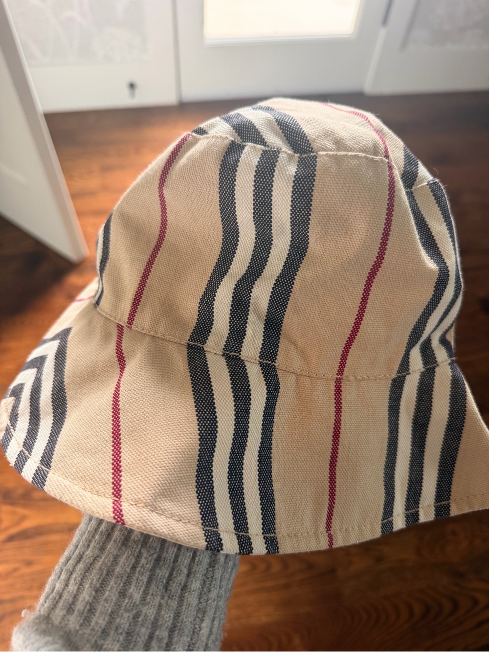 Burberry Beige Bucket Hat with Navy and Red Stripes